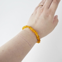 Amber bracelet chips natural yellow beads