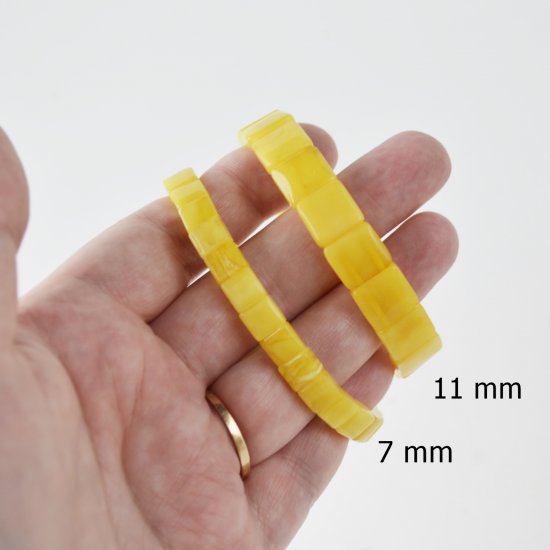 Amber bracelet flat cube butter beads