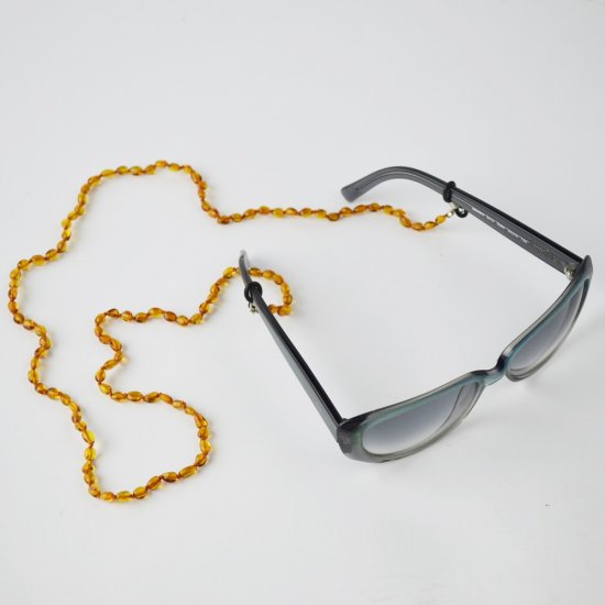 Cognac olive shape necklace for glasses