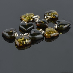 Polished hearts amber pendant Polished hearts amber pendant