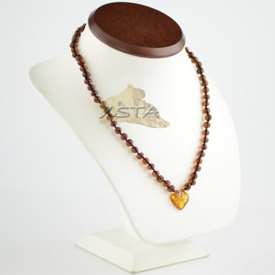 Cherry baroque beads with light cognac heart