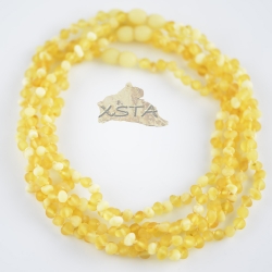 Raw baroque lemon and milky beads necklace Raw baroque lemon and milky beads necklace