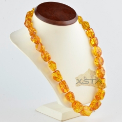 Massive classic style cognac bead necklace