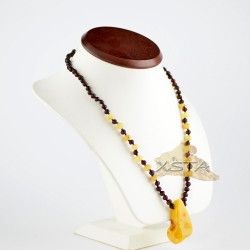 Multicolored baroque beads necklace with pendant