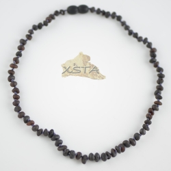 Raw dark cherry baroque bead necklace with violet thread Raw dark cherry baroque bead necklace with violet thread