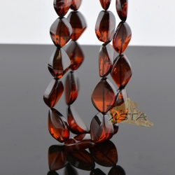 Amber necklace polished cherry flat olive Amber necklace polished cherry flat olive
