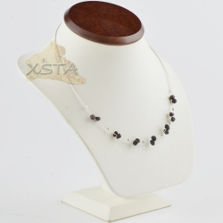 Amber necklace with natural beads