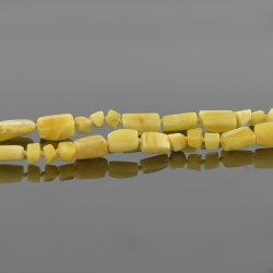 White irregular shape necklace